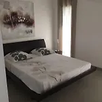בית נופש Charming Villa, Private Pool *