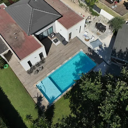 Ferienhaus Charming Villa, Private Pool