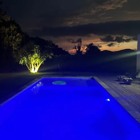 Charming Villa, Private Pool Ferienhaus *