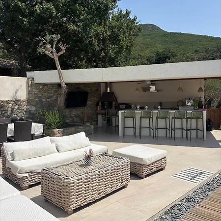 Villa , Piscine Privee, Jacuzzi Barbaggio