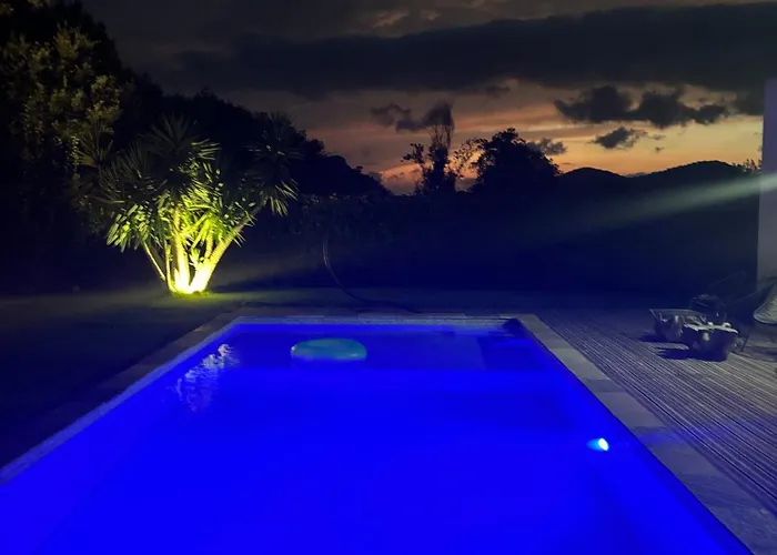 Charming Villa, Private Pool Vakantiehuis *